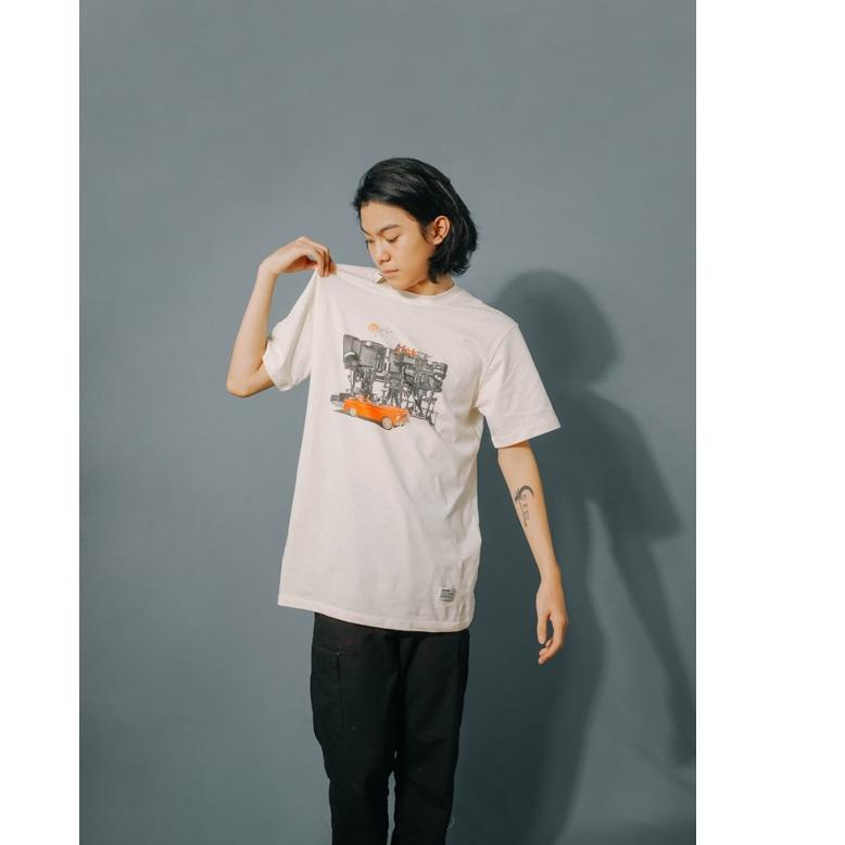 Terbaru Screamous T-Shirt THAT WAY CREAM