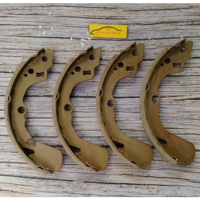 BRAKE SHOE KAMPAS REM BELAKANG BALENO 1.5 1.6 AERIO KGW K-945