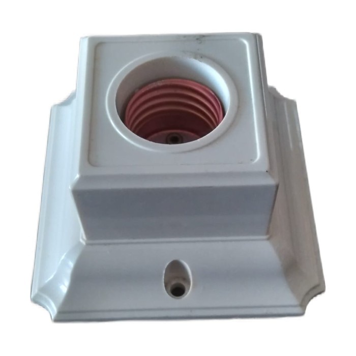 Fitting Plafon Segi Broco / Fitting lampu Broco