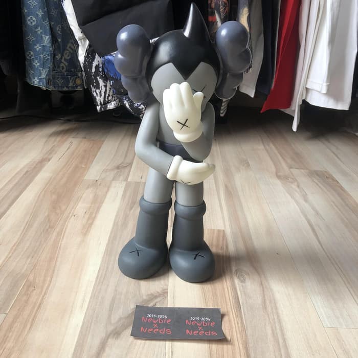 KWS Figure Astroboy Gray/Boneka Astroboy Gray