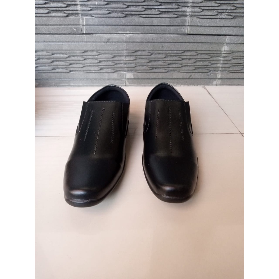 sepatu pantofel pria murah, sepatu pantofel cowok murah, sepatu oxford pria  murah SZP