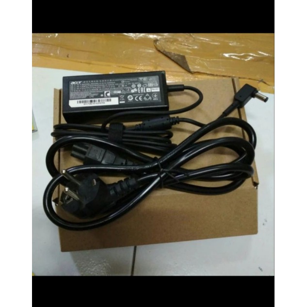 Adaptor acer aspire 3 A315-41 A314-33 19V 2.37A 5.5*1.7 Original
