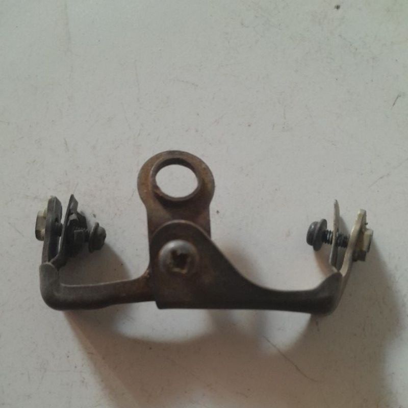 bracket breket besi sayap bagian depan supra x125 batman ori 2nd
