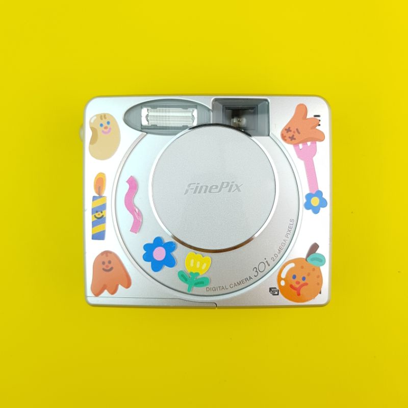 FUJIFILM FINEPIX 30i (digicam/camdig/digital pocket camera)