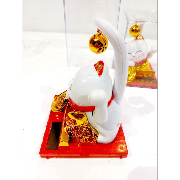 Manekineko Mini Putih / Kucing Hoki Solar Mini / Lucky Cat Jepang