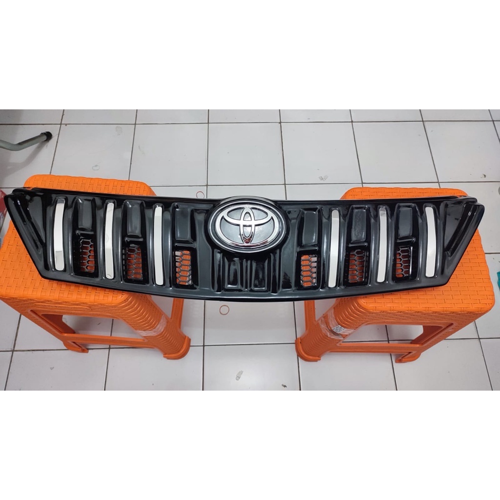 grill depan innova 2012-2013 hitam glosy