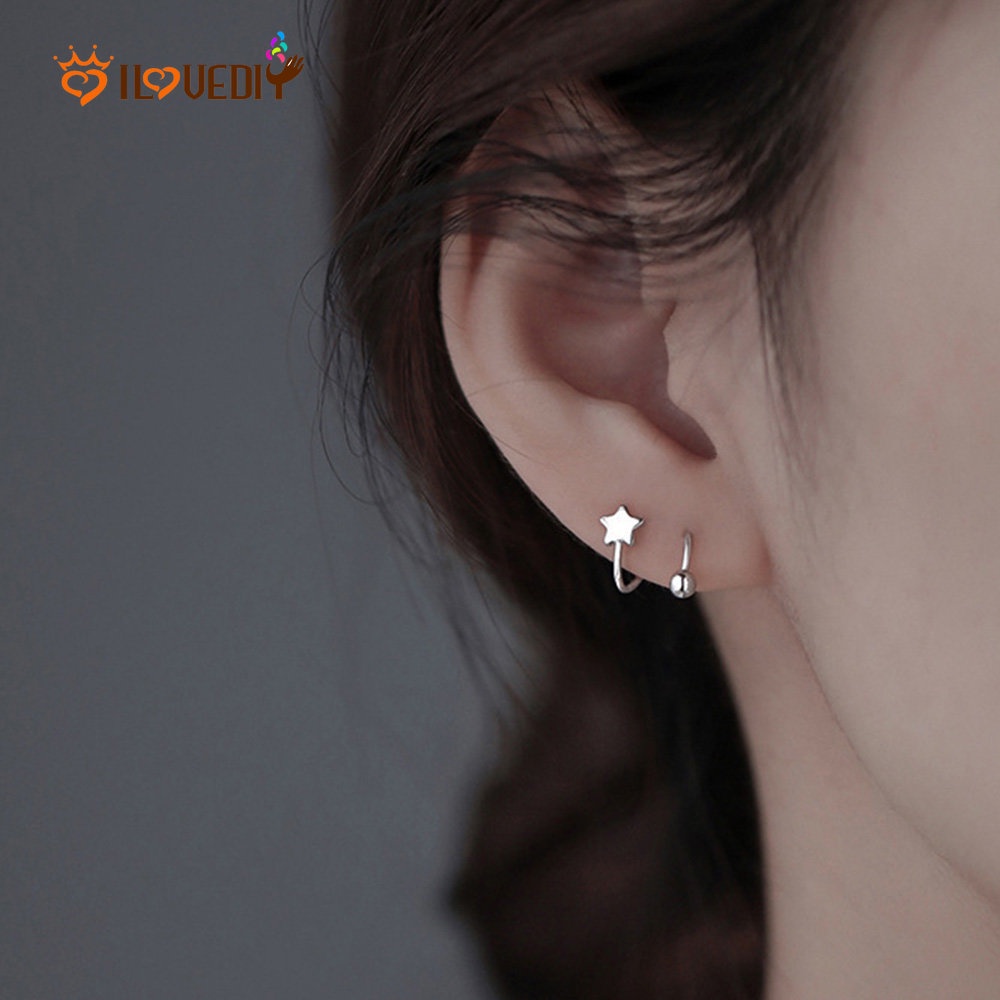 Anting Stud Bentuk Bintang Hati Bahan Logam Warna Silver Gaya Vintage Korea Untuk Wanita