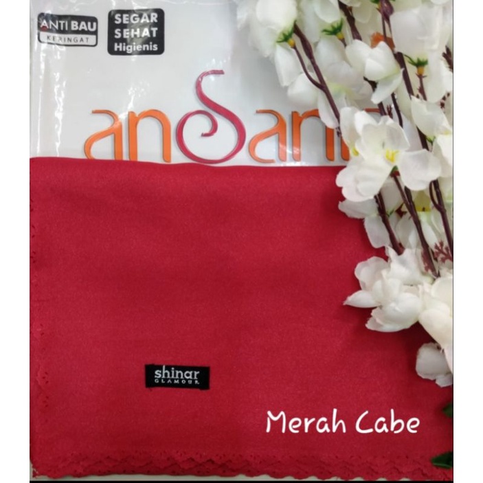 Jilbab segi empat gliter merah cabe