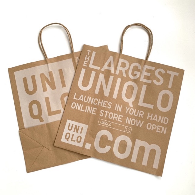 

PAPERBAG / Kantong Belanja Paper Bag Tas Kado Gift Shopping Bungkus Hadiah UNIQLO ORIGINAL