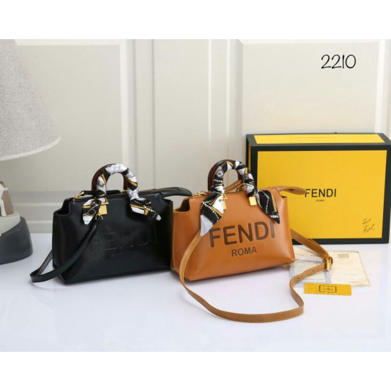 ready new tas wanita import code:2210 (free box magnet&bubble wrap)