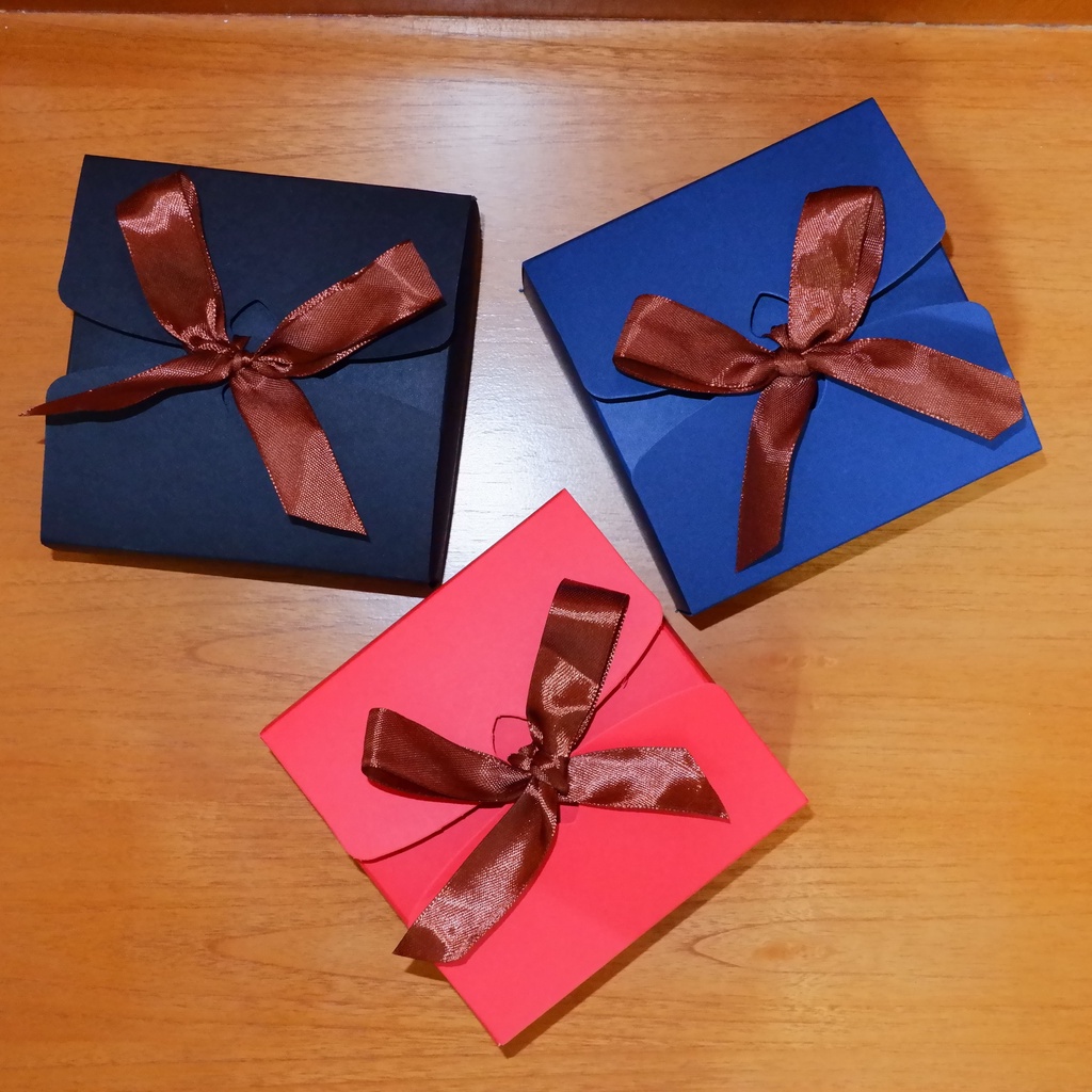 

Premium Gift | Hadiah Parfum | Cocok Untuk Segala Acara | Free Gift Card dan Custom Nama | Bebas Pilih Parfum