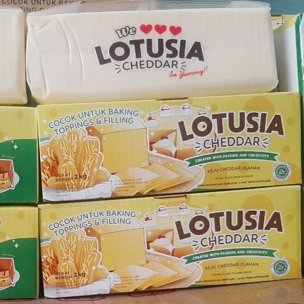 

T0P KEJU CHEESE CHEDDAR LOTUSIA 2 KG ORI HALAL MUI NICE
