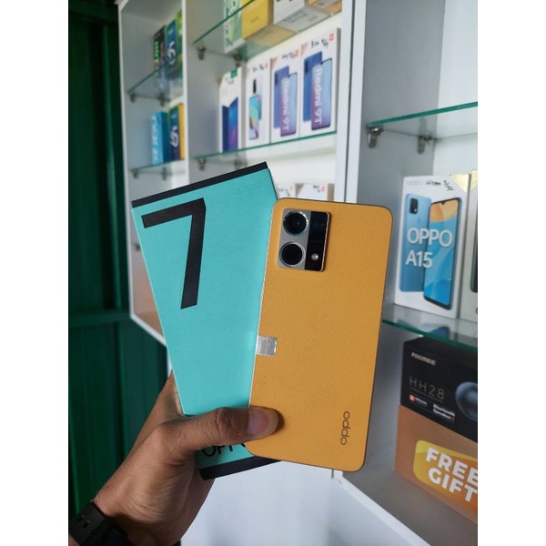 Oppo Reno 7 Ram 8 GB 256 GB Garansi