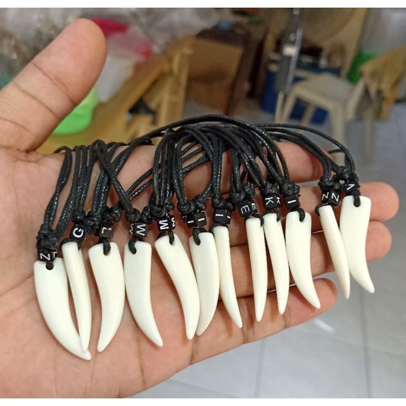 TERMURAH kalung gigi taring putih coklat pria wanita korea punk keren murah BISA COD