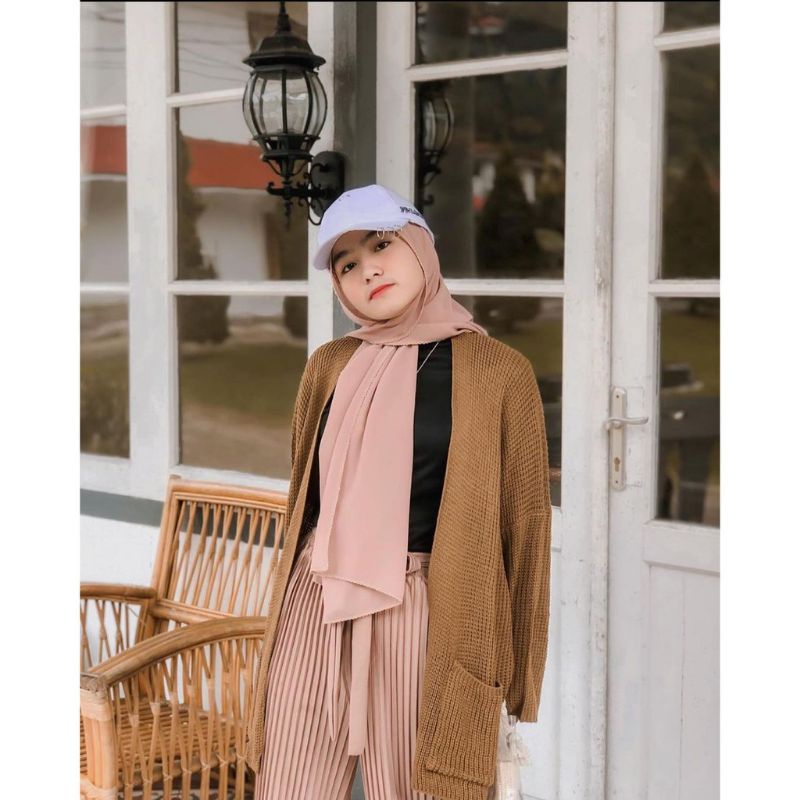 Outer Rajut Wanita lavela locy oversize