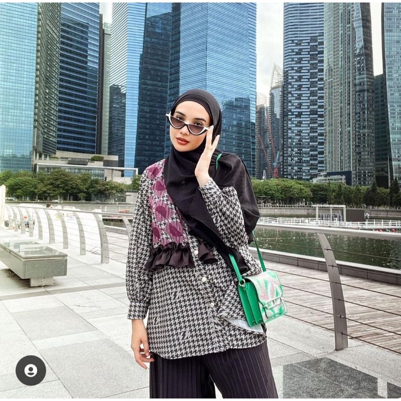 betty blouse zaskia sungkar size S