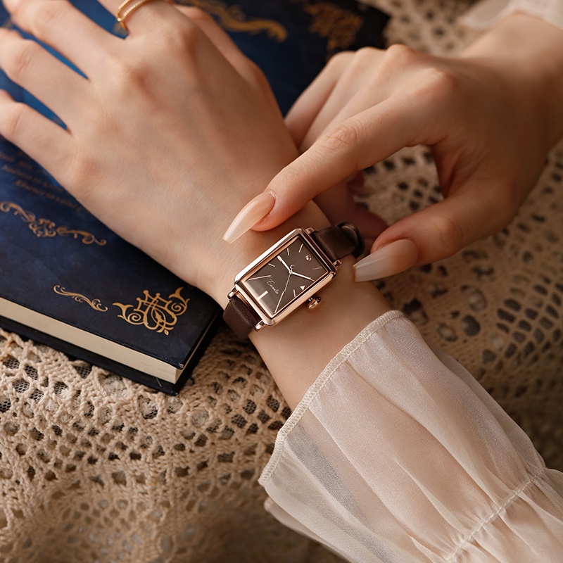 Jam tangan wanita EAVANLIN RETRO 2023