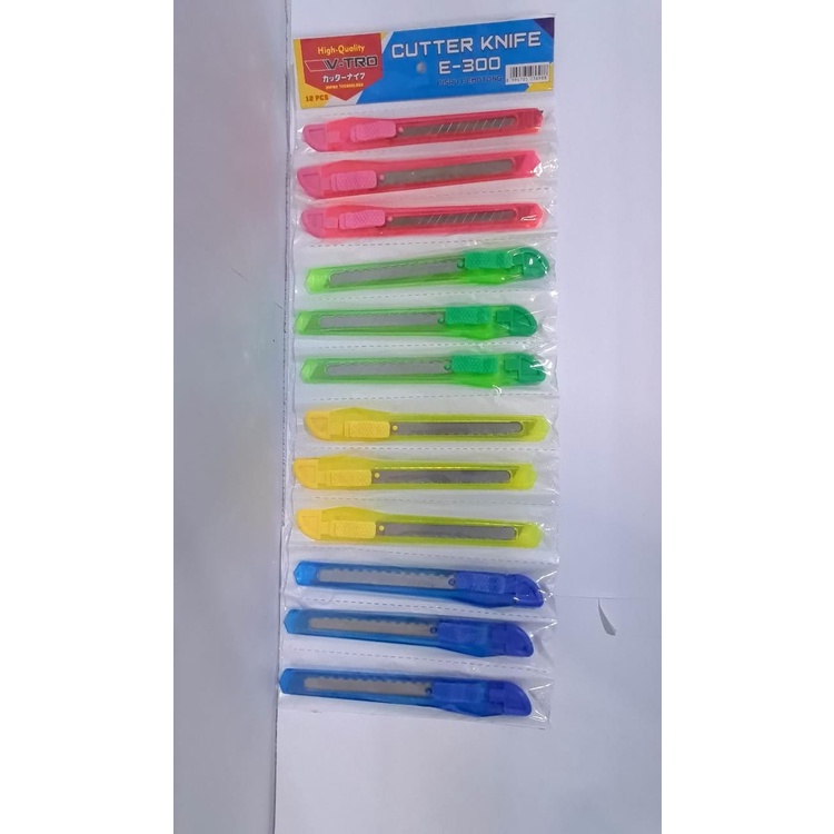 

Cutter Kecil V-TRO Warna Warni