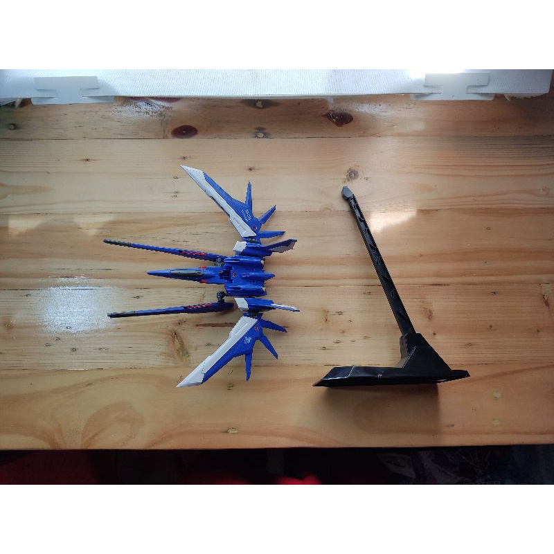 Gundam MG Strike Build Booster Backpack