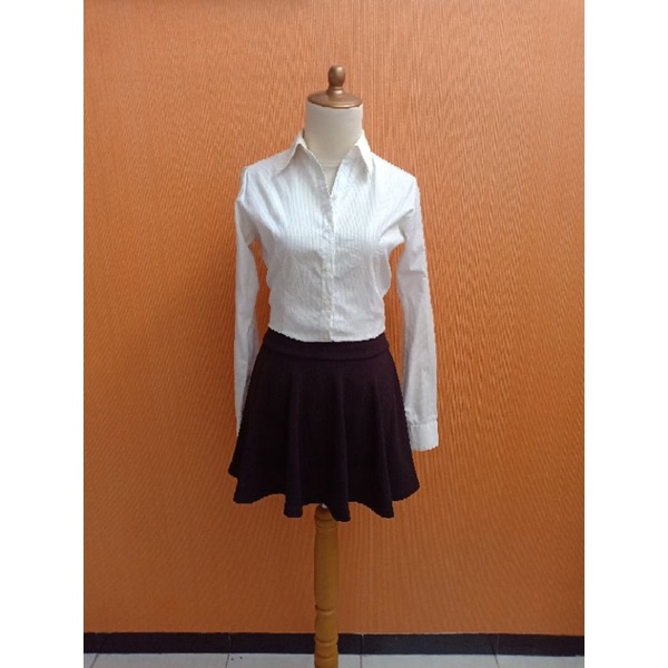 atasan kemeja wanita putih salur THEORIA cewek M lengan panjang L kerja