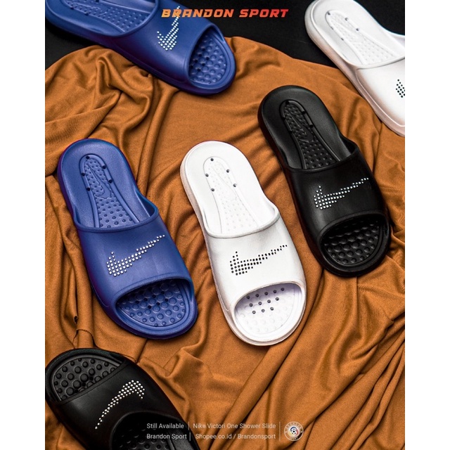 Sendal Nike Victori One Shower