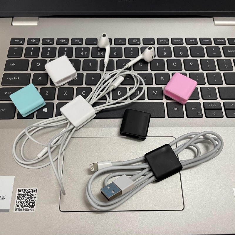 1pc Klip Organizer Kabel Data / Charger / Earphone Portable Warna Acak Untuk Rumah / Kantor / Travel