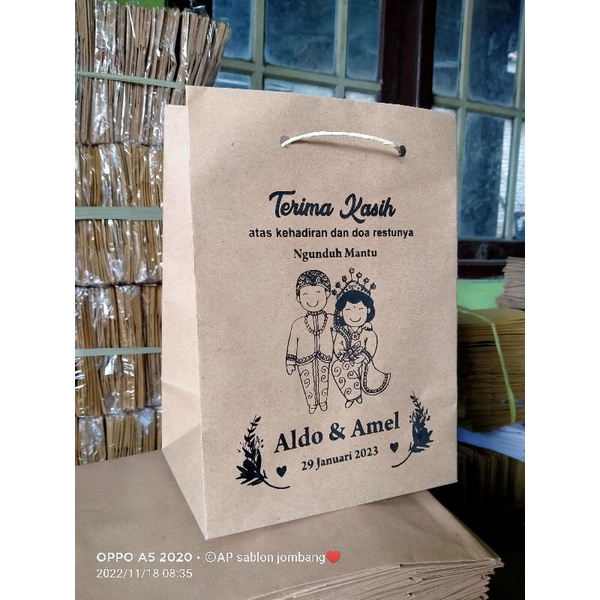 

Paper bag costum ukuran suka-suka|Paperbag costum semua ukuran