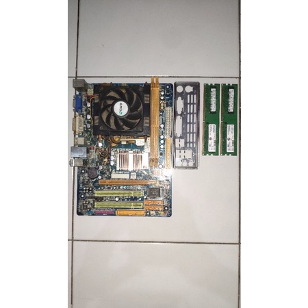 Mobo Biostar + Processor AMD Phenom ii X3 8750 + Ram Samsung DDR2 PC6400 2x2GB