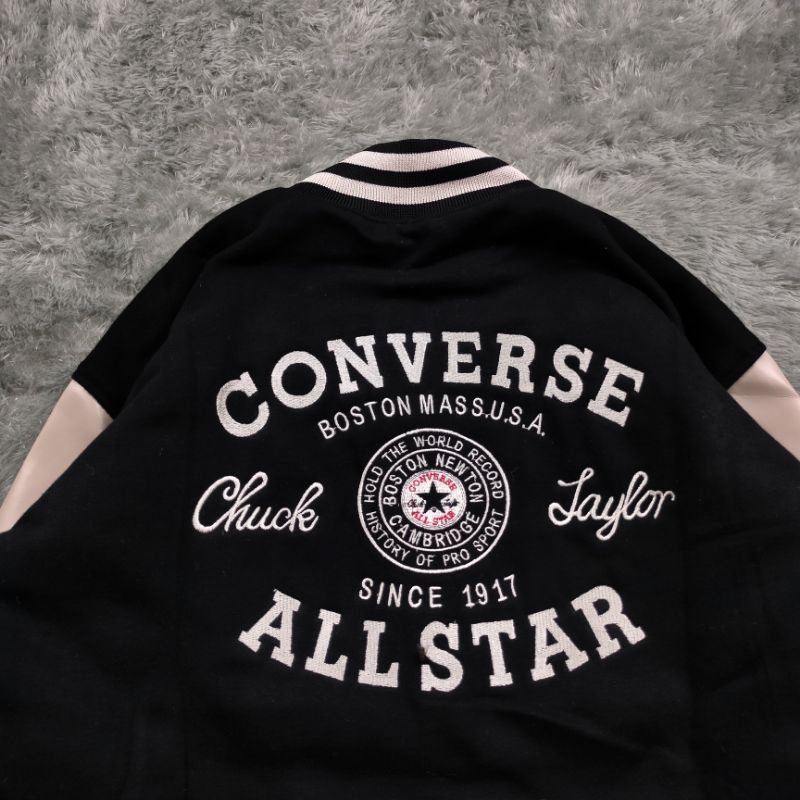 VARSITY CONVERSE HITAM LENGAN KULIT FULL TAG LEBEL