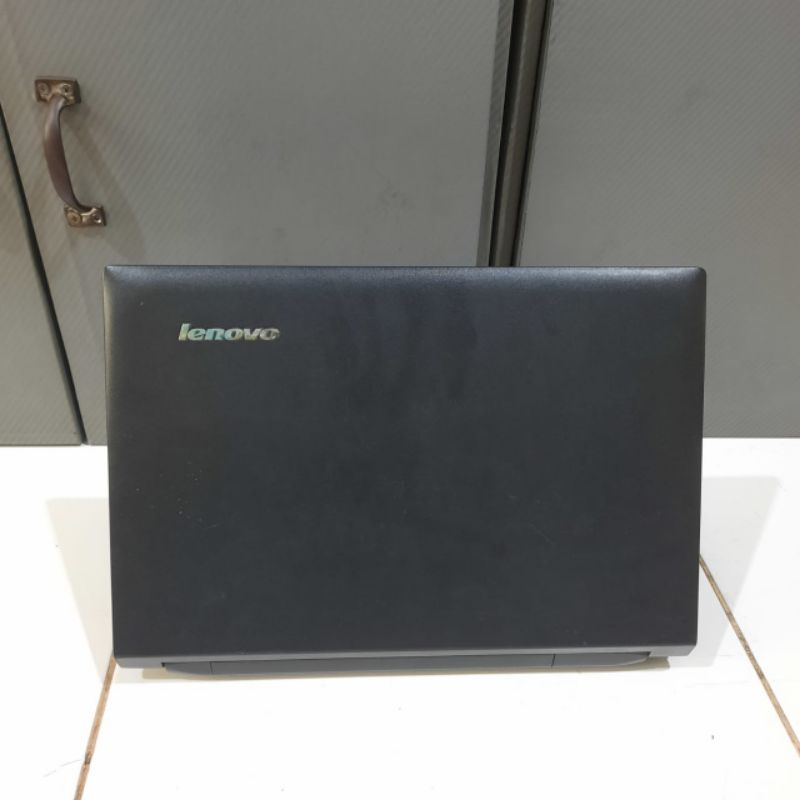 Laptop Lenovo B4400 Cor i5-4200M doblevga Nvdia Geforce 710M