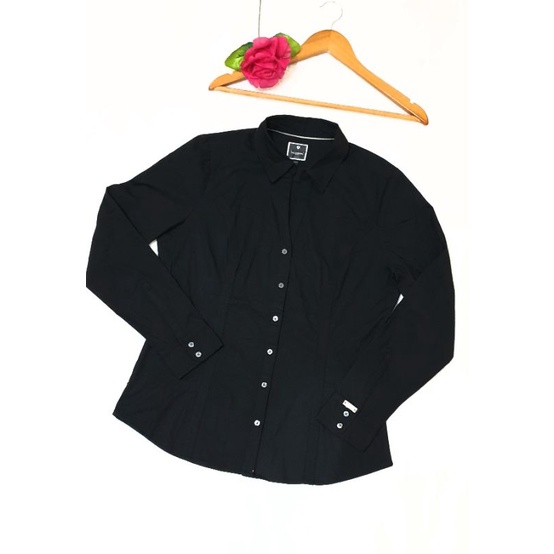 KEMEJA HITAM EXPRESS THE ESSENTIAL SHIRT