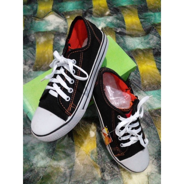 Aster - Sepatu Sekolah Anak Pria Dan Wanita Resleting Samping Size 36 - 40