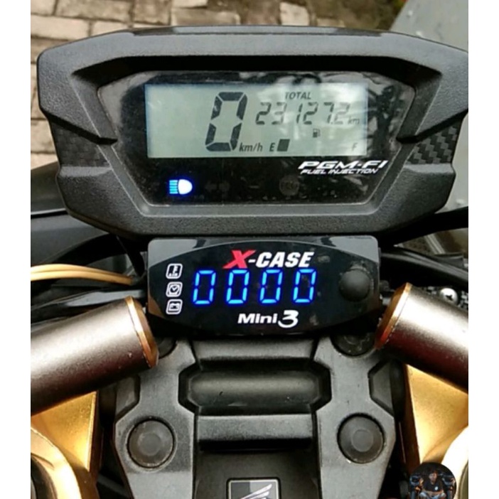 VOLTMETER AKI MOTOR MINI 3 IN 1 PLUS SUHU UDARA DAN JAM DIGITAL DI MOTOR