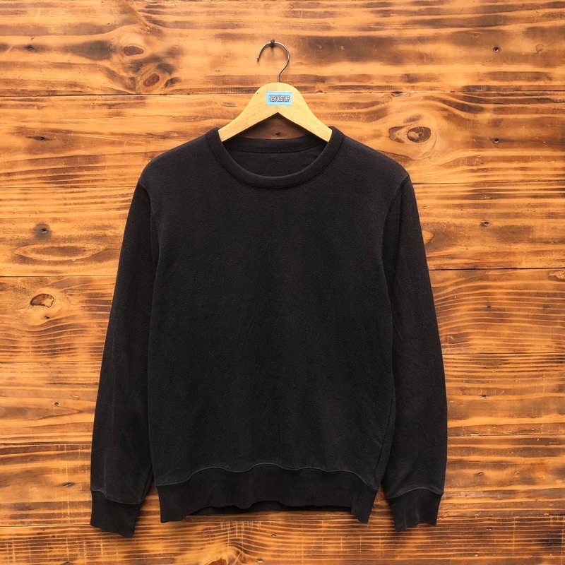 Crewneck Uniqlo CN-042 Second Original