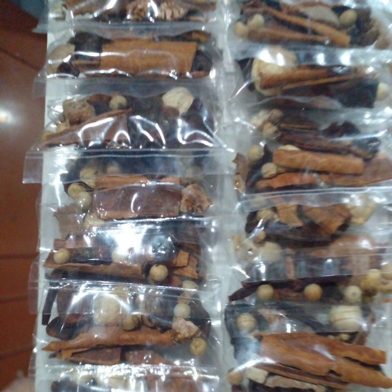 

BUMBU SOP 1 PLASTIK KECIL