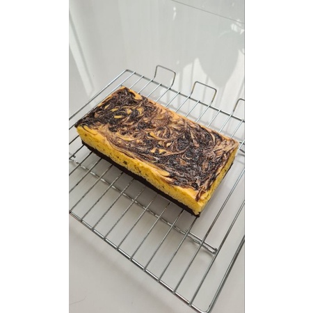 

brownies cream cheese