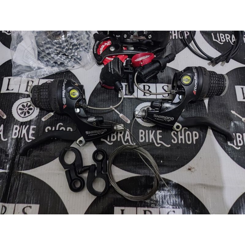 NOS MINI GROUPSET SHIMANO TOURNEY C-101 C-102 3 X 7 SPEED