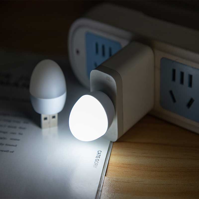 Lampu Baca LED Mini Portable Hemat Energi Tahan Lama Dengan Port USB