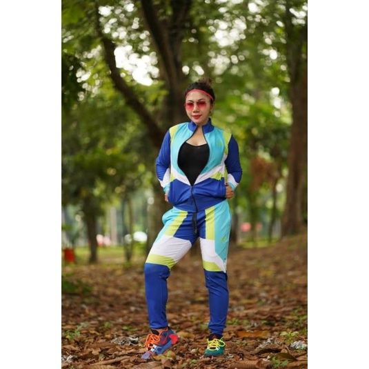 PABRIK BAJU OLAHRAGA SXB SPORT COVER CHARMING COLOUR SIX JACKET DAN JOGER