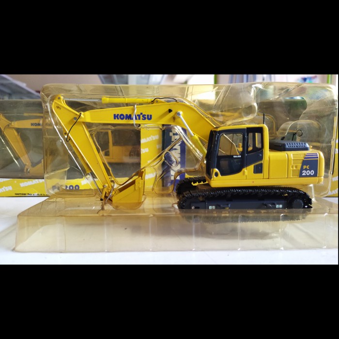 Miniatur Alat Berat  PC200 Excavator Komatsu