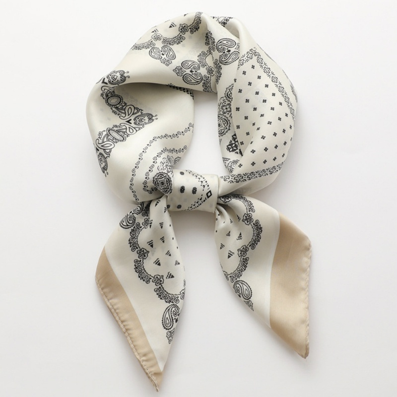 &quot;Pady&quot; 70x70 cm scarf, Scarf Leher, Scarf Tas, Bahan High Grade Silk Immitation