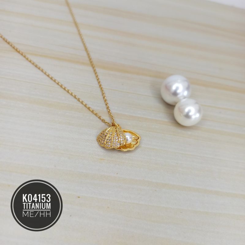 Kalung Titanium Mutiara Zircon Gold K04153