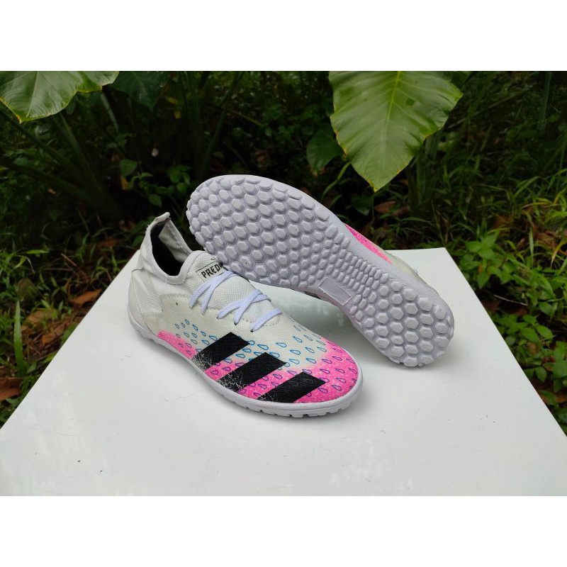Sepatu Futsal ADIDAS PREDATOR