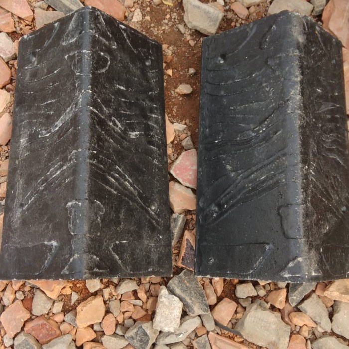 nok Lisplang samping kanan kiri genteng beton CP fkat stone batu