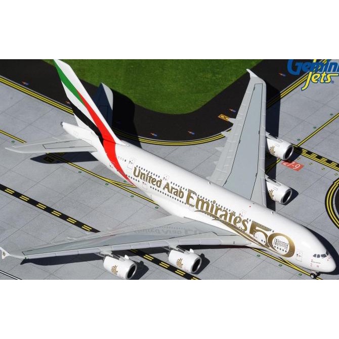 Diecast Pesawat Emirates A380 A6-Evg Gemini Jets 1:400