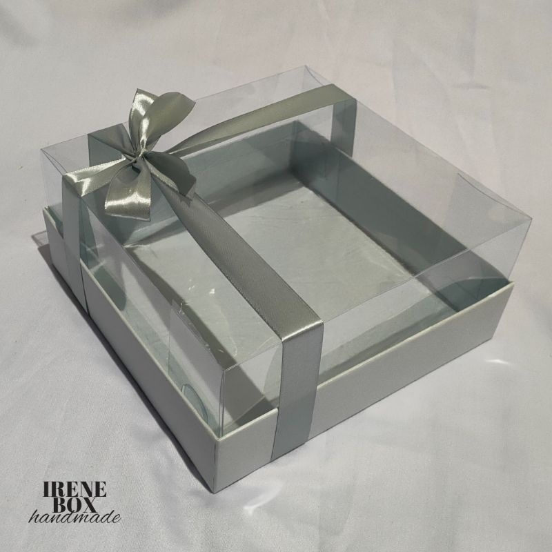 

Box Mika / Hard Box / Gift Box / Kotak Kado / Packaging / Box Hampers / Box Seserahan / Box Hantaran / Box Souvenir / 22x22x7 / 22x22x10 / 22x22x12