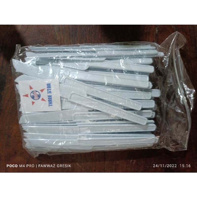 Pisau Plastik Putih / Pisau Brownies / Pisau Cake Plastik (100 pcs)