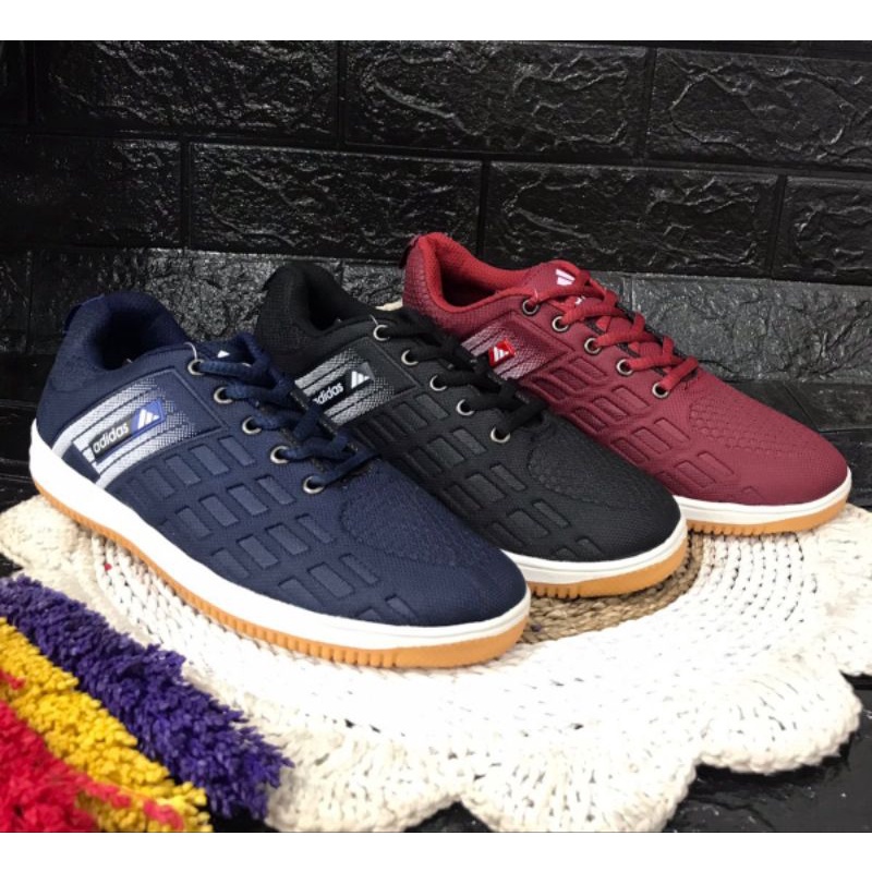 SEPATU ADIDAS SOL KARET KUNING