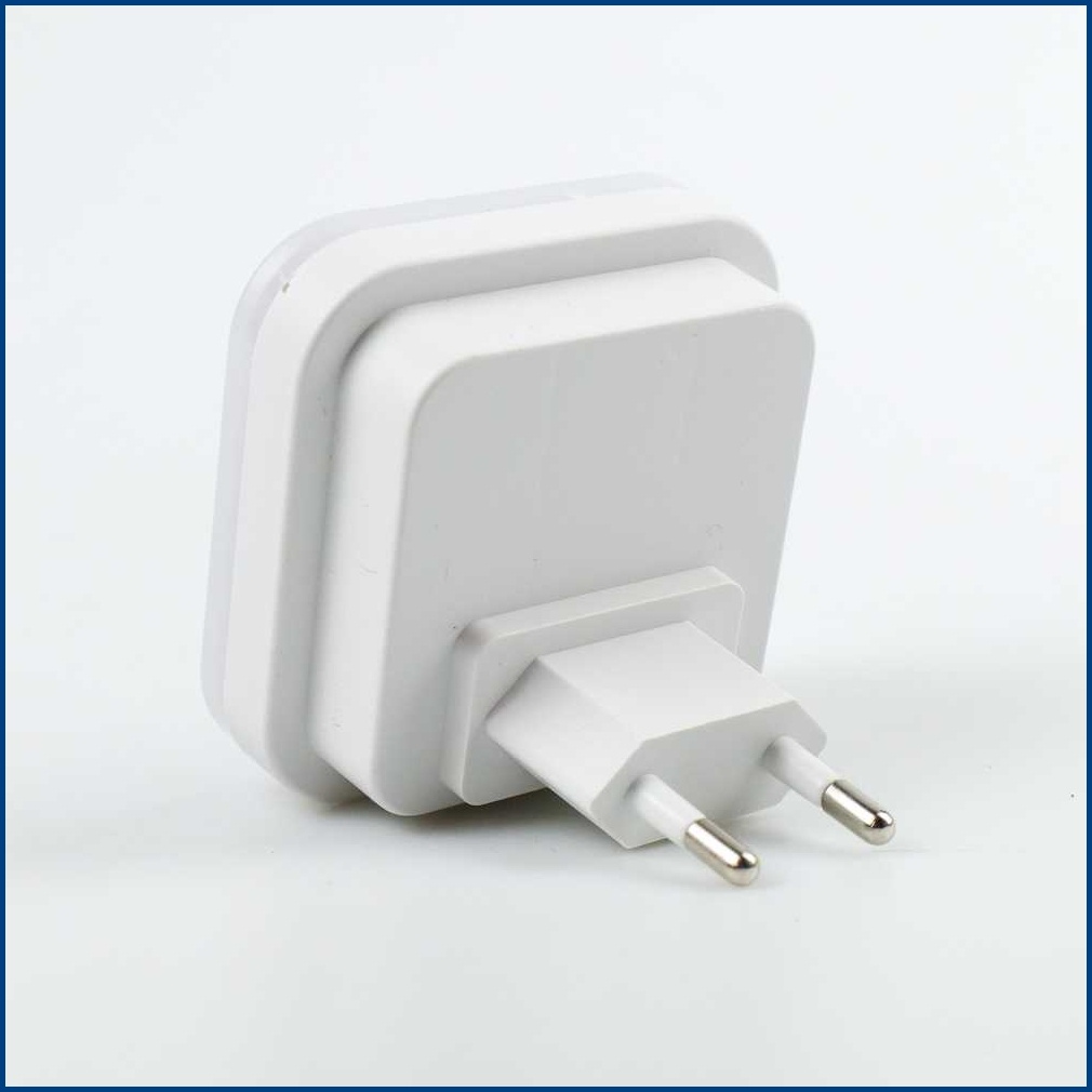 Lampu Tidur LED Sensor Cahaya EU Plug