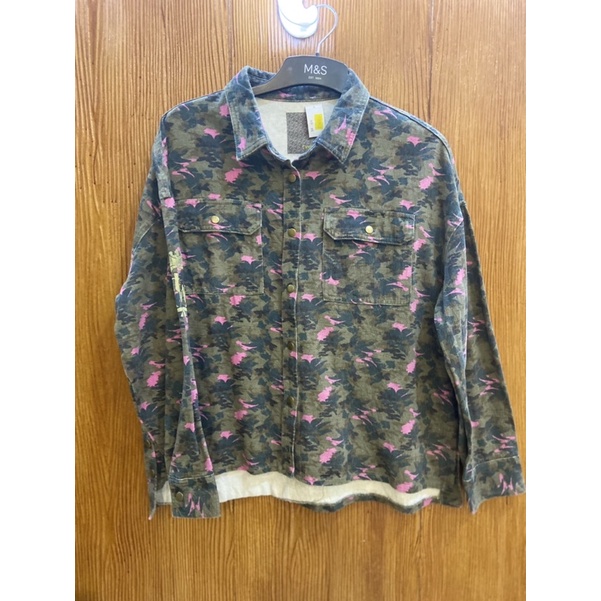 jaket army motif unik